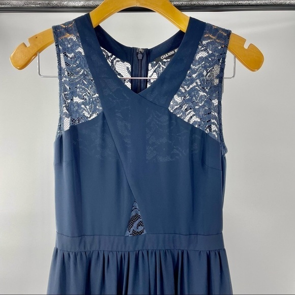 GIANNI BINI Geneva Sheer Lace‎ Halter Maxi Dress - Picture 4 of 14